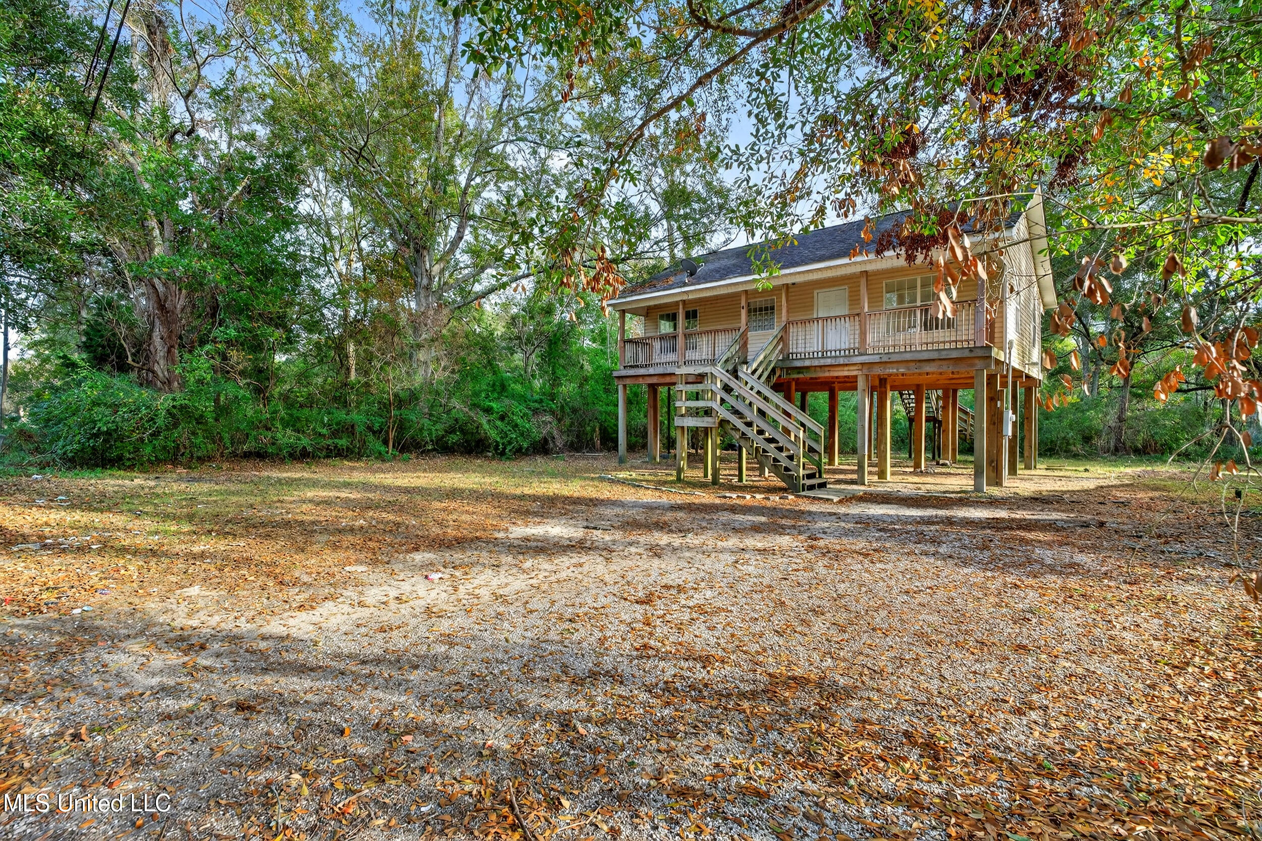 3718 Howze Street Moss Point, MS 39563 - Photo 4 of 31 3_a7406463