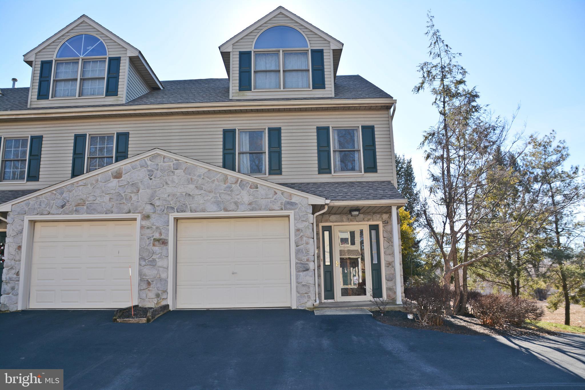 14 Laurel Ridge Leola, PA 17540 - Photo 1 of 32 Welcome to 14 Laurel Ridge!