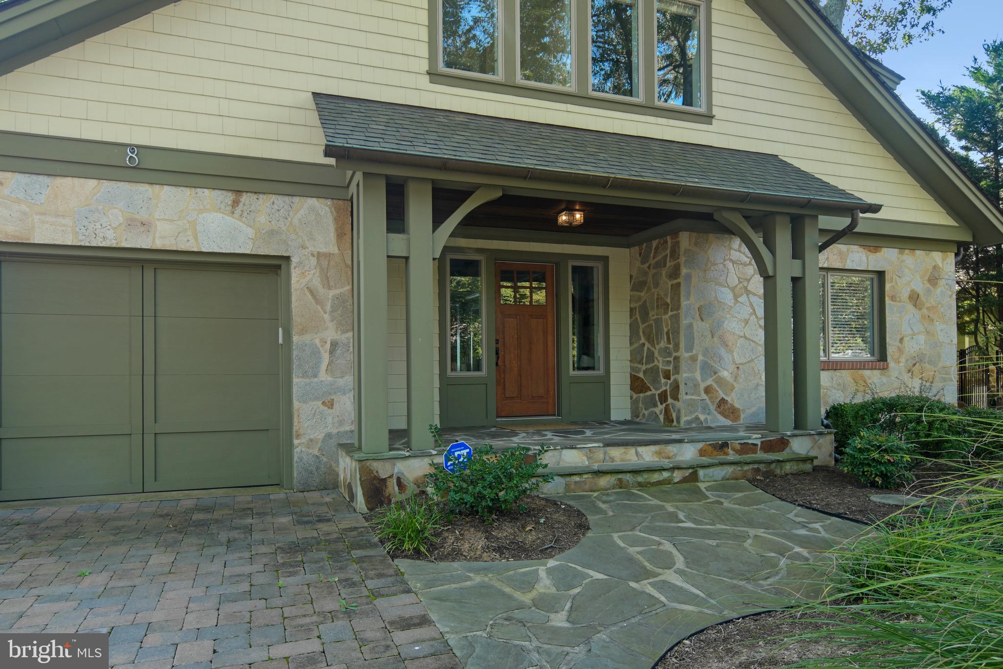 8 Beach Road Severna Park, MD 21146 - Photo 2 of 47