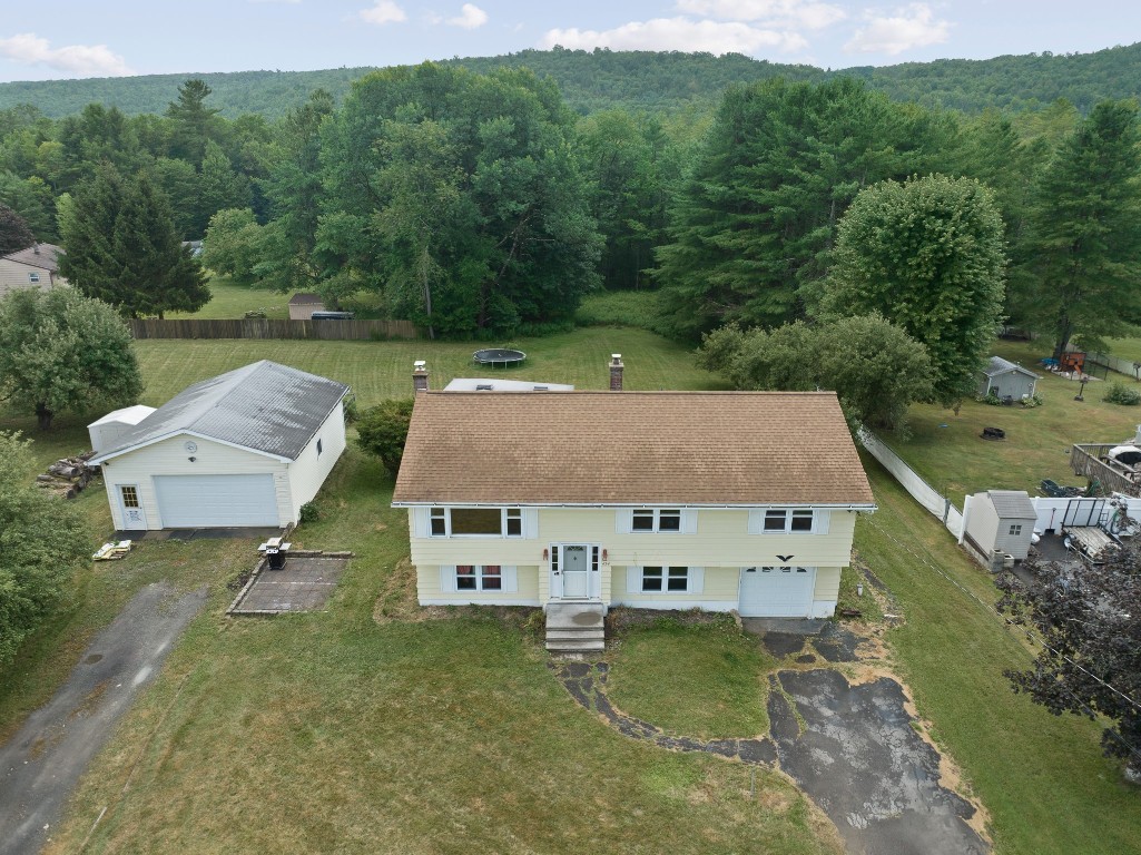 434 Cloverdale Road Chenango Forks, NY 13746 - Photo 4 of 40 Gallery Image 4