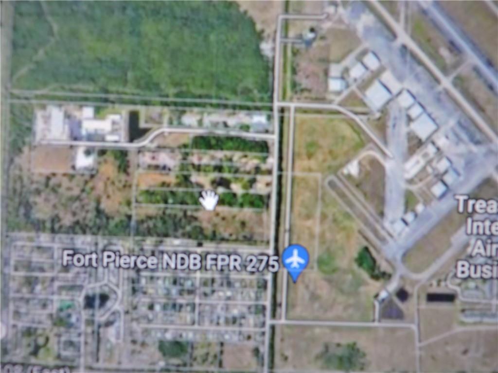 3071 Hammond Road Fort Pierce, FL 34946 - Photo 3 of 4 hammond4