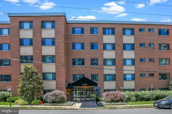 $1,995 | 1200 South Arlington Ridge Road, Unit 314, Arlington, VA 22202