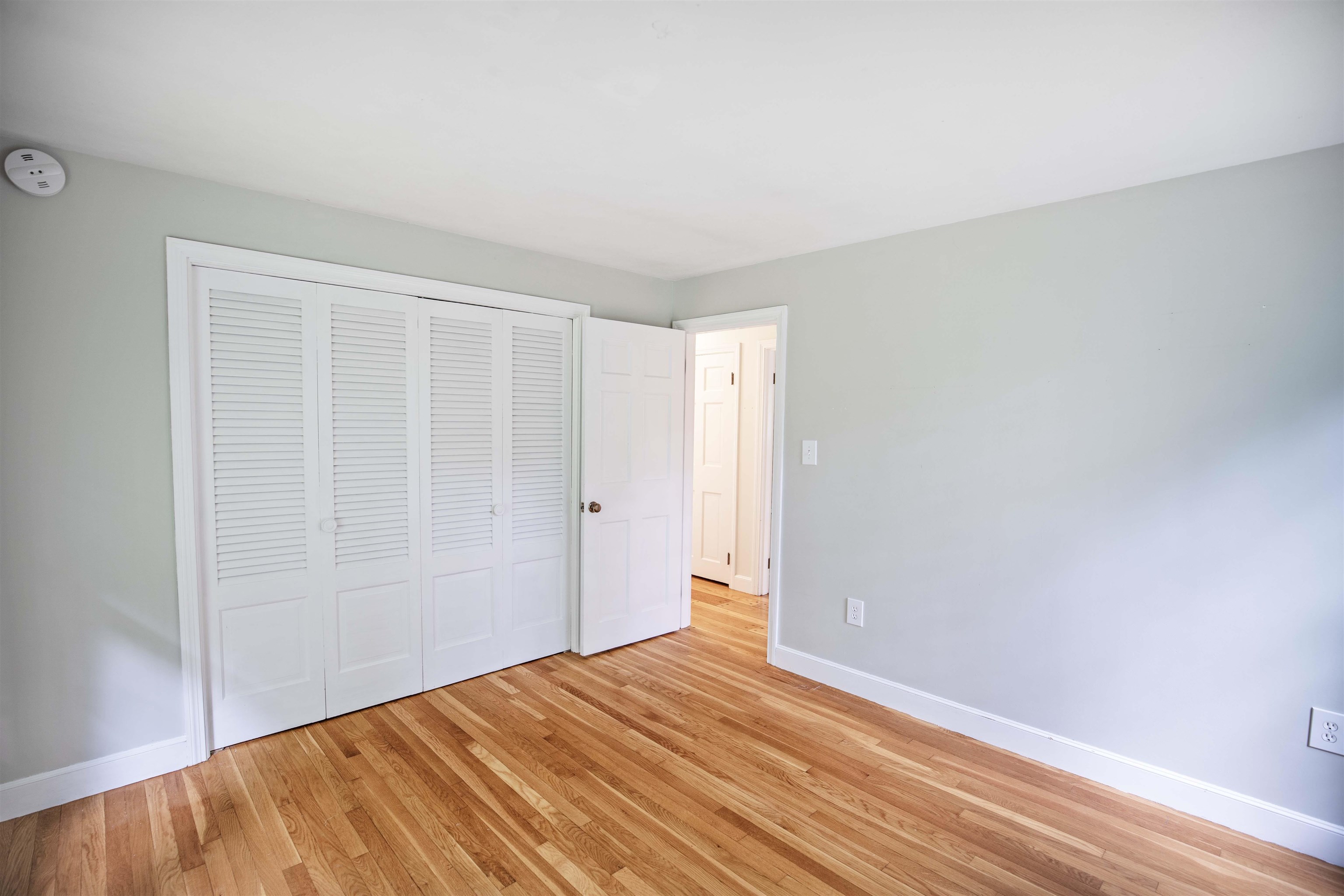 38 Searles Road Windham, NH 03087 - Photo 13 of 34