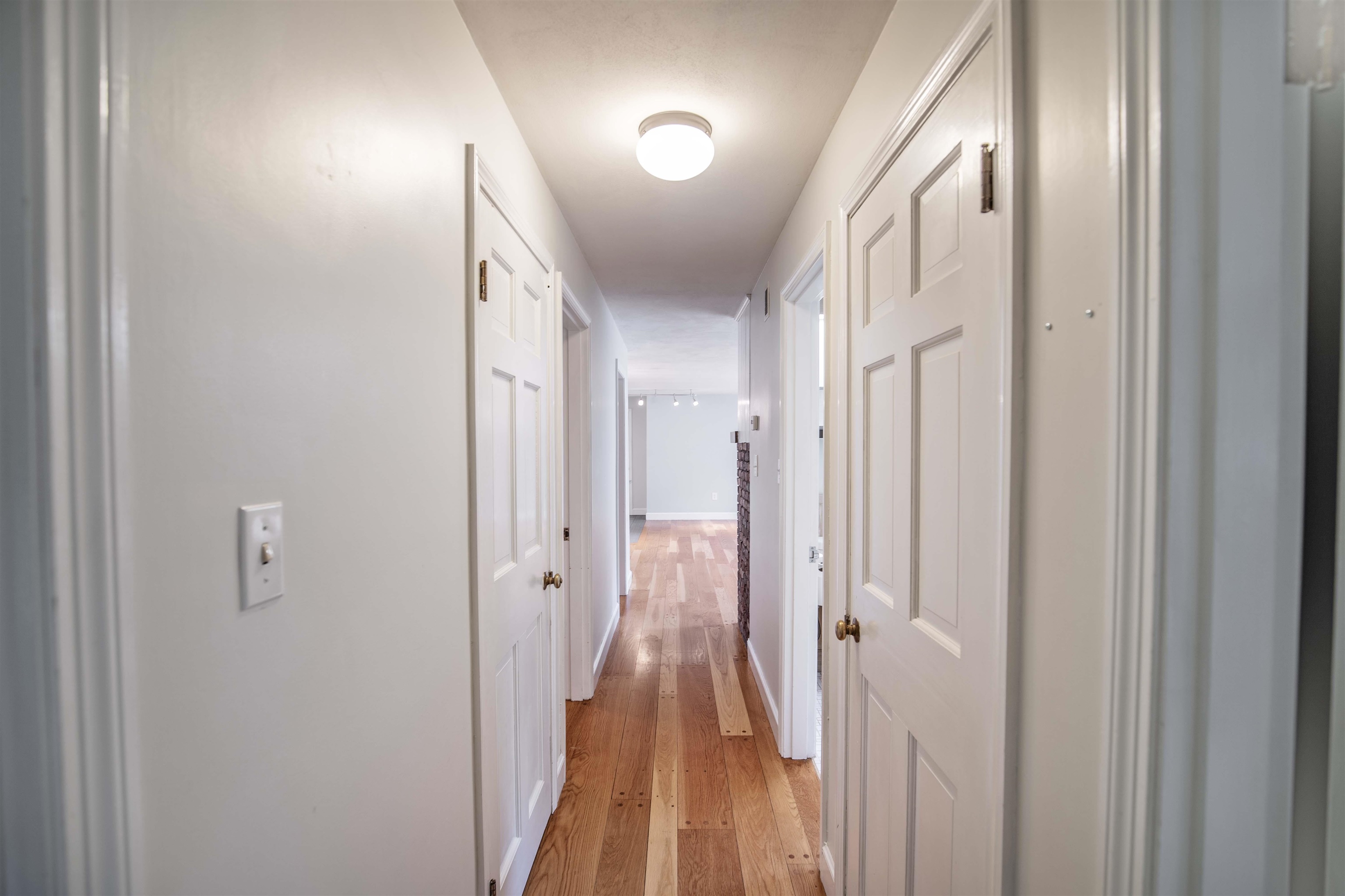 38 Searles Road Windham, NH 03087 - Photo 14 of 34