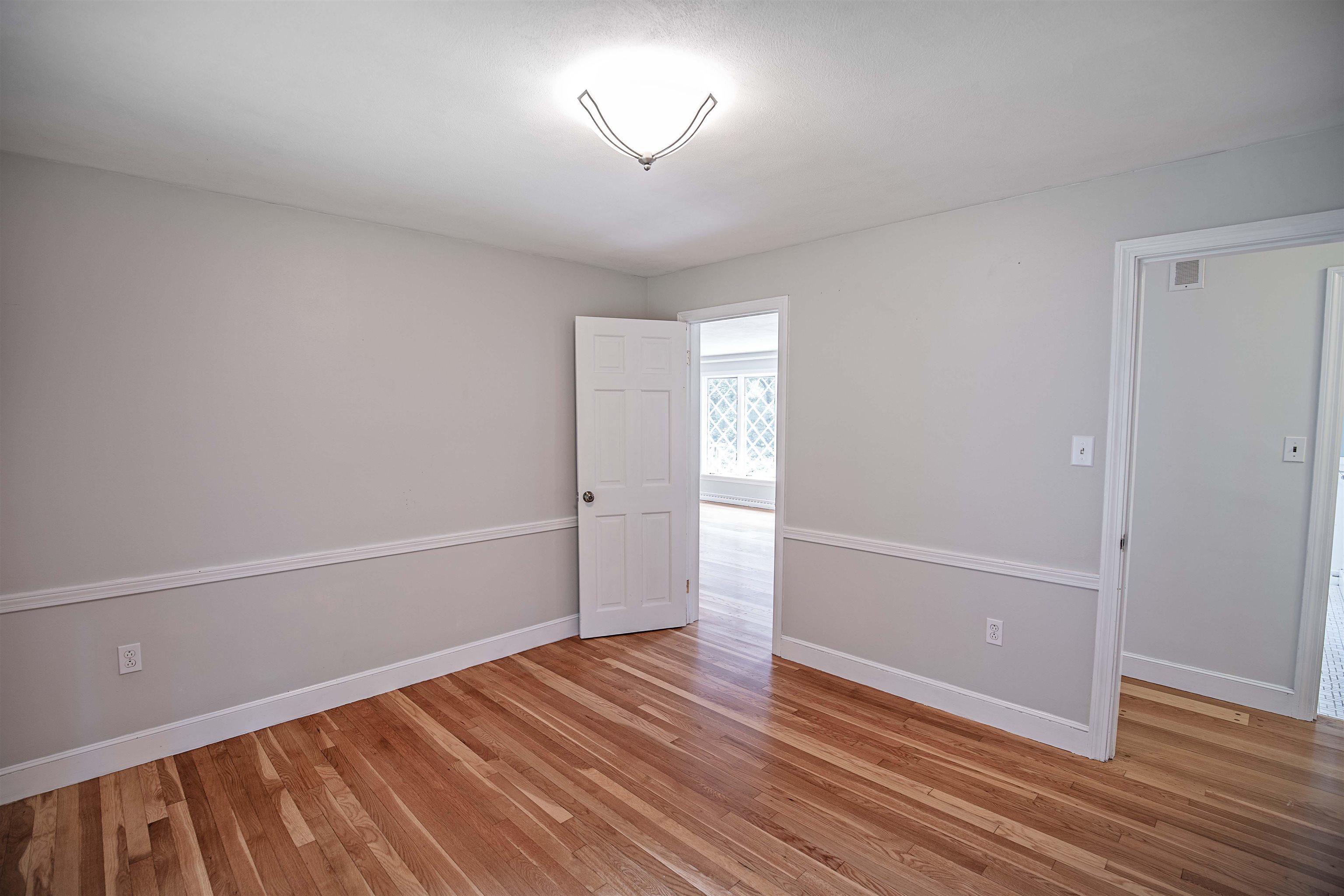 38 Searles Road Windham, NH 03087 - Photo 15 of 34