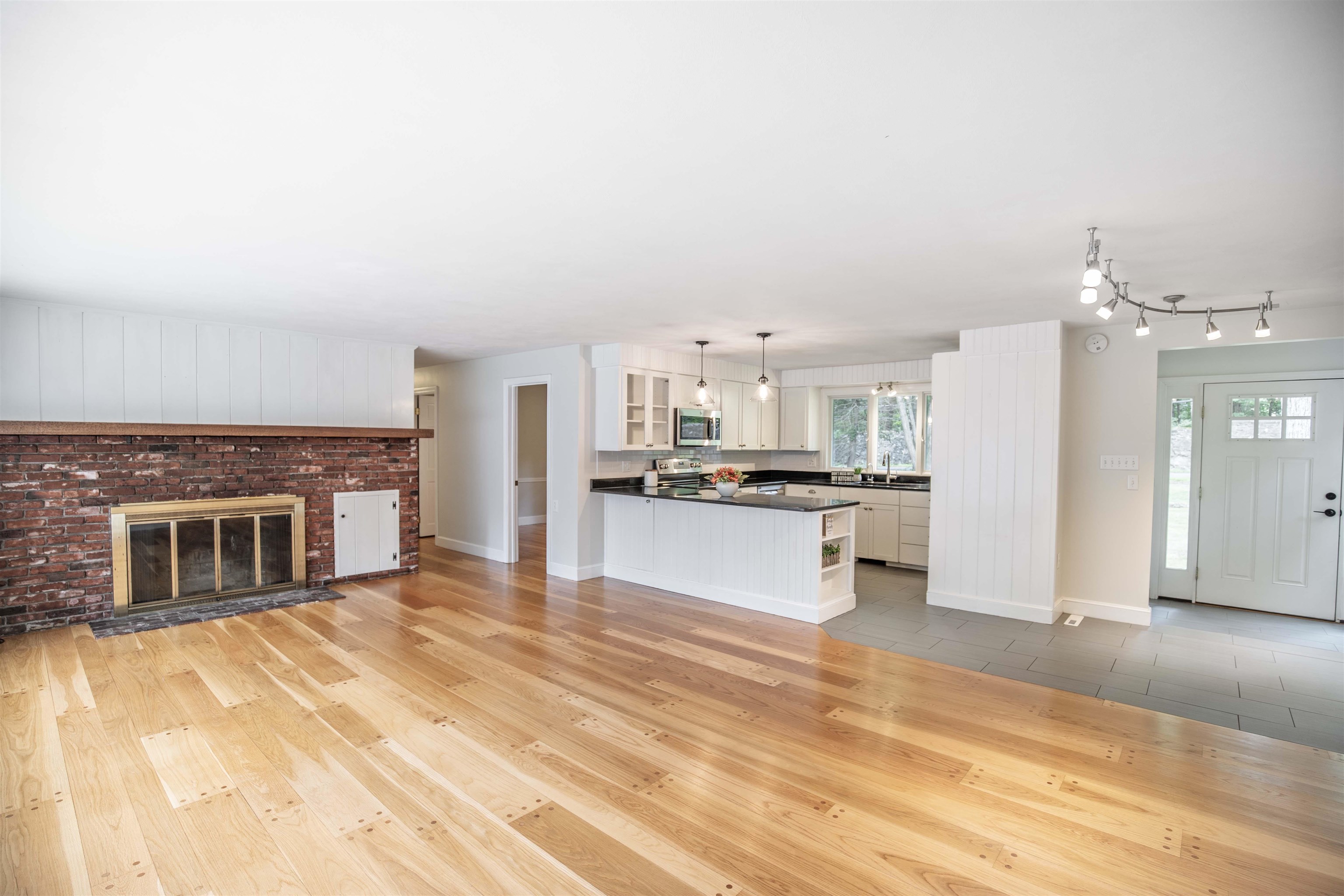 38 Searles Road Windham, NH 03087 - Photo 34 of 34