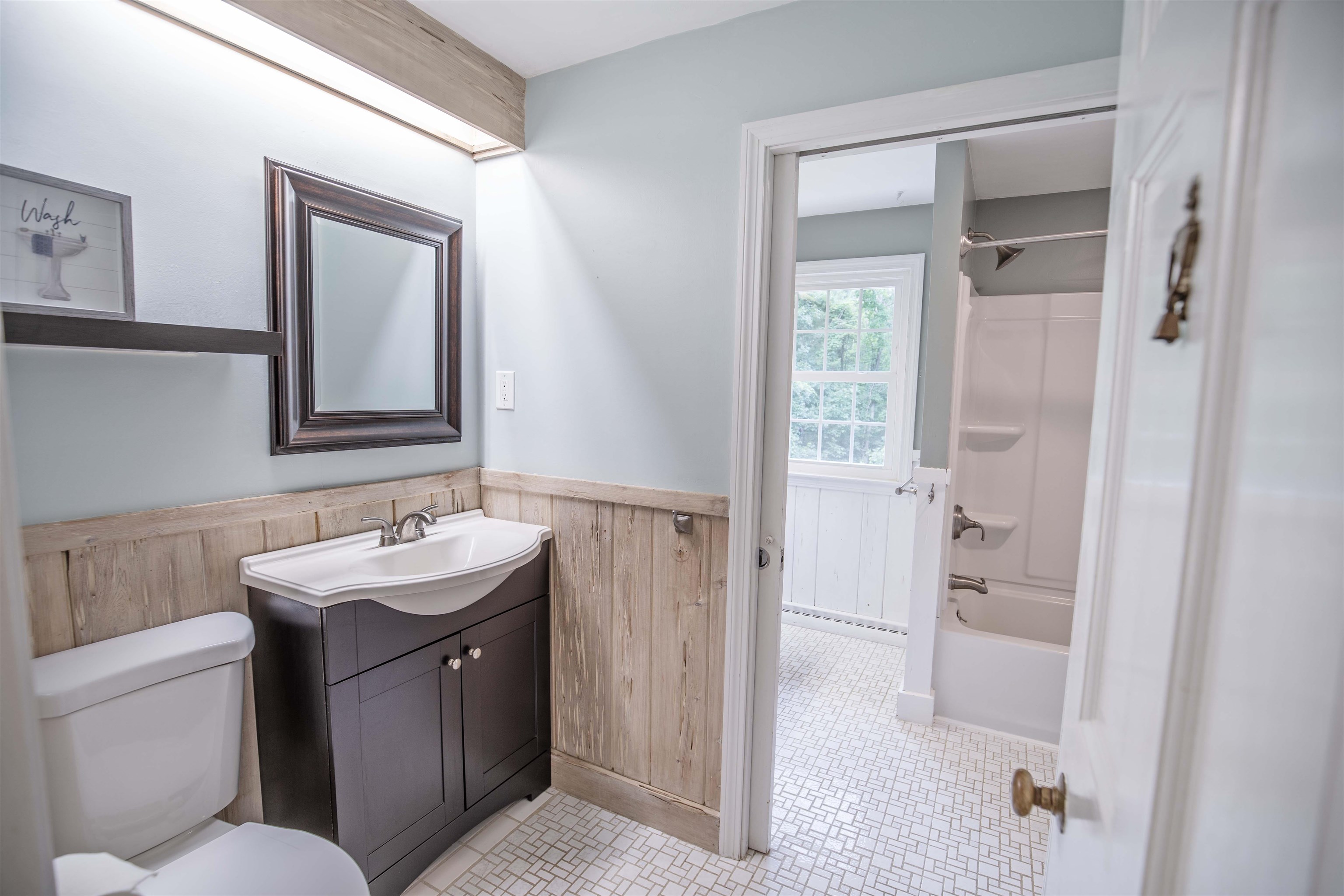 38 Searles Road Windham, NH 03087 - Photo 6 of 34