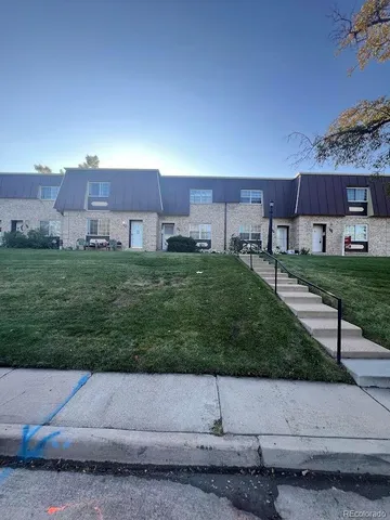 $1,850 | 5681 South Lowell Boulevard, Littleton, CO 80123