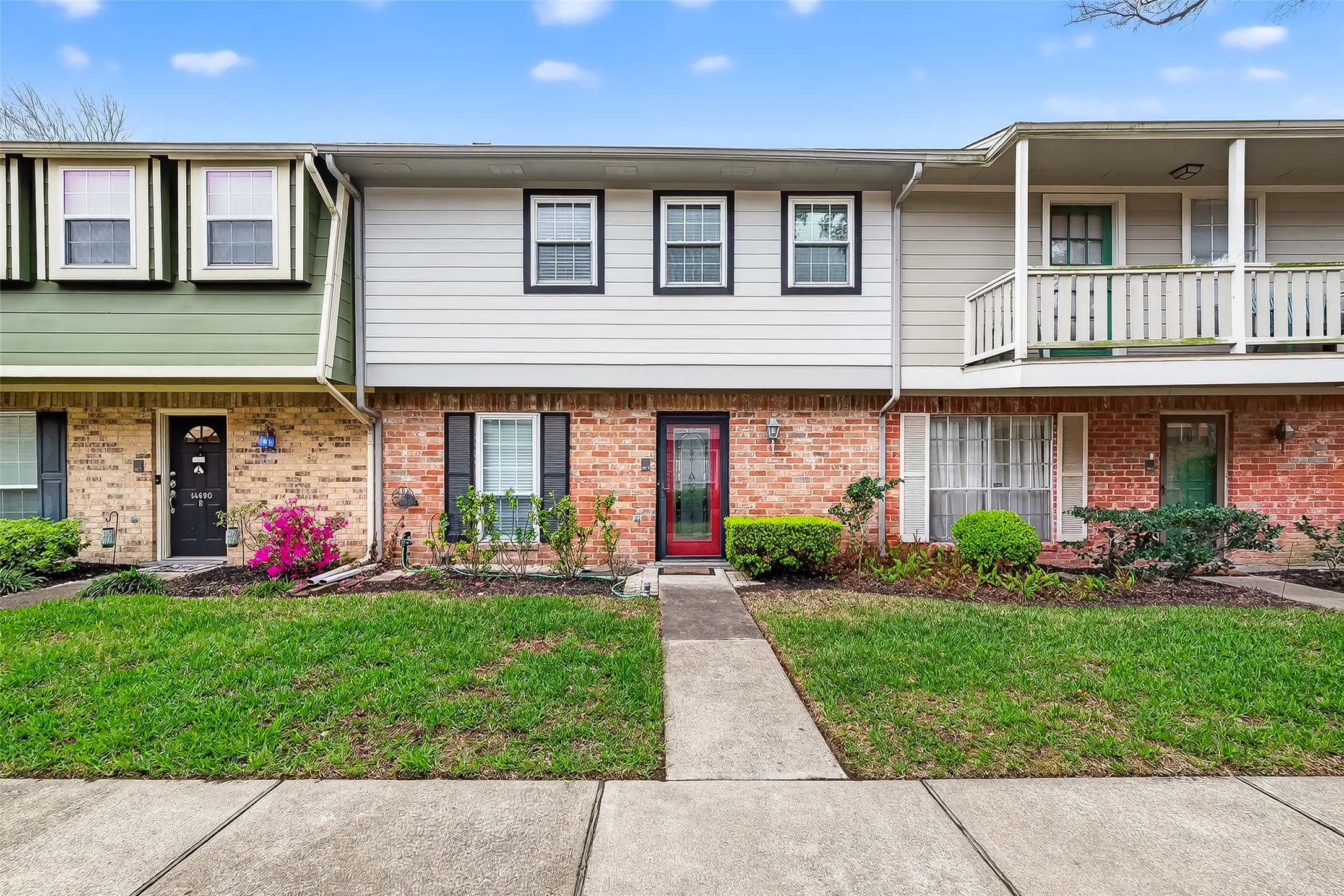 14690 Perthshire Road, Unit C Houston, TX 77079 - Photo 2 of 48