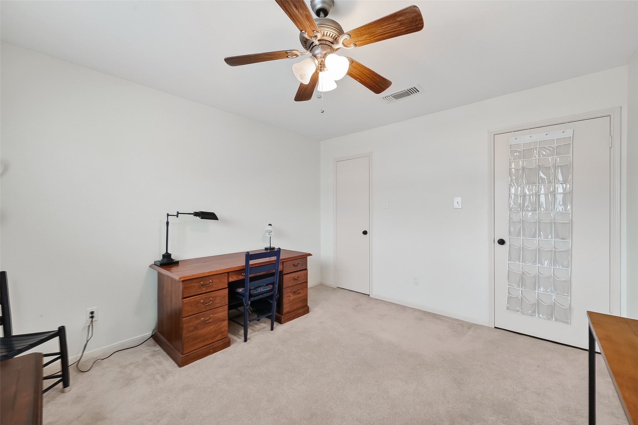 14690 Perthshire Road, Unit C Houston, TX 77079 - Photo 32 of 48