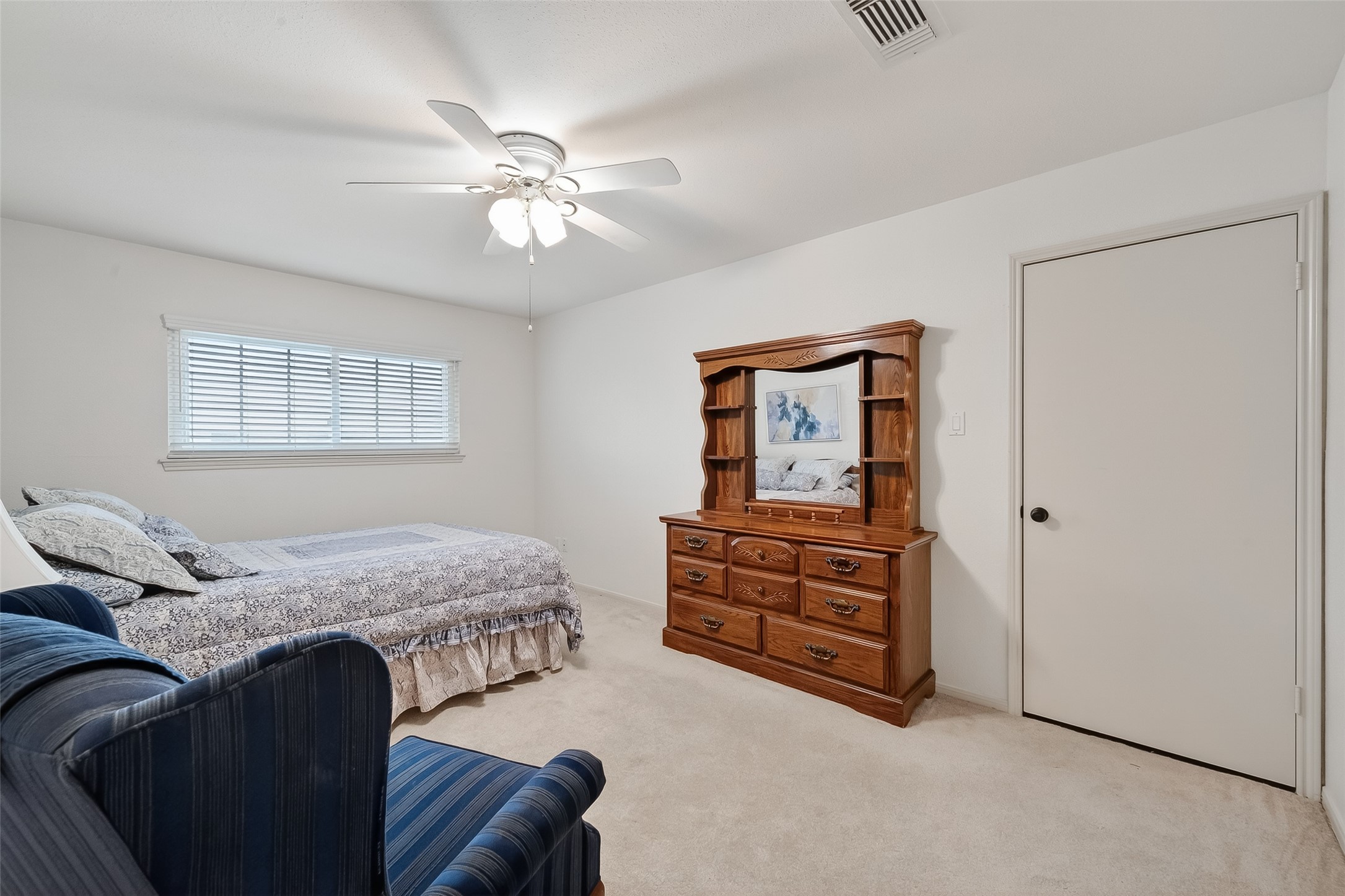 14690 Perthshire Road, Unit C Houston, TX 77079 - Photo 34 of 48
