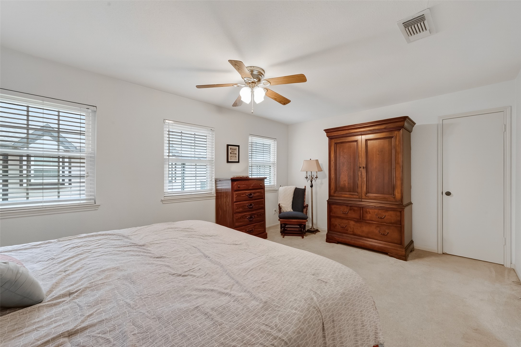 14690 Perthshire Road, Unit C Houston, TX 77079 - Photo 39 of 48