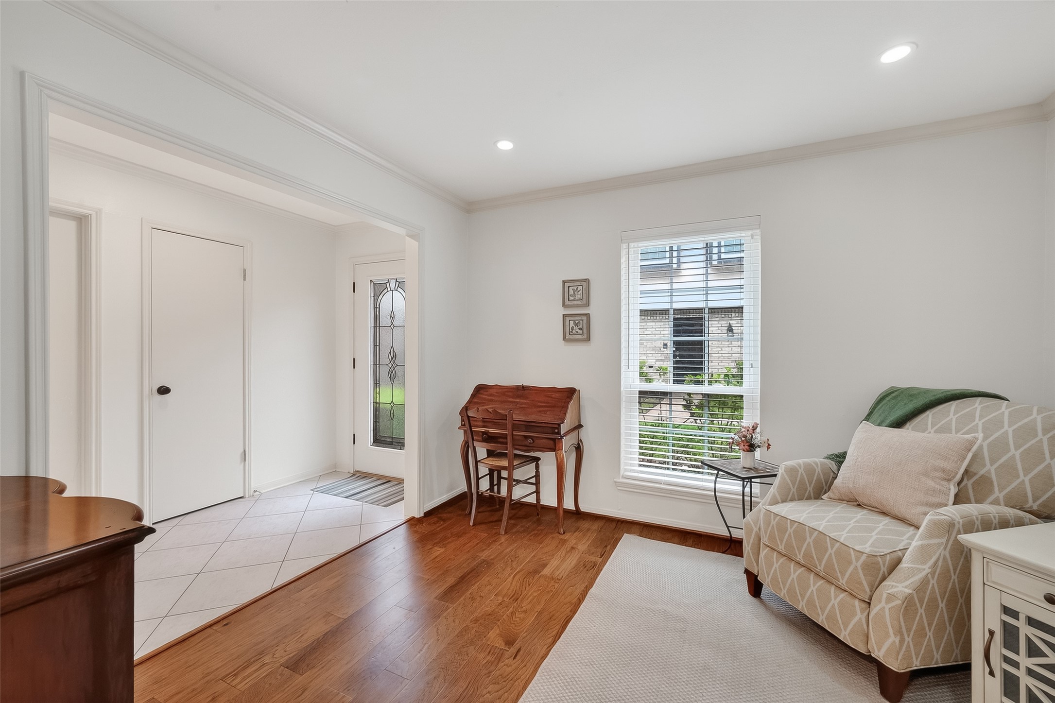 14690 Perthshire Road, Unit C Houston, TX 77079 - Photo 9 of 48