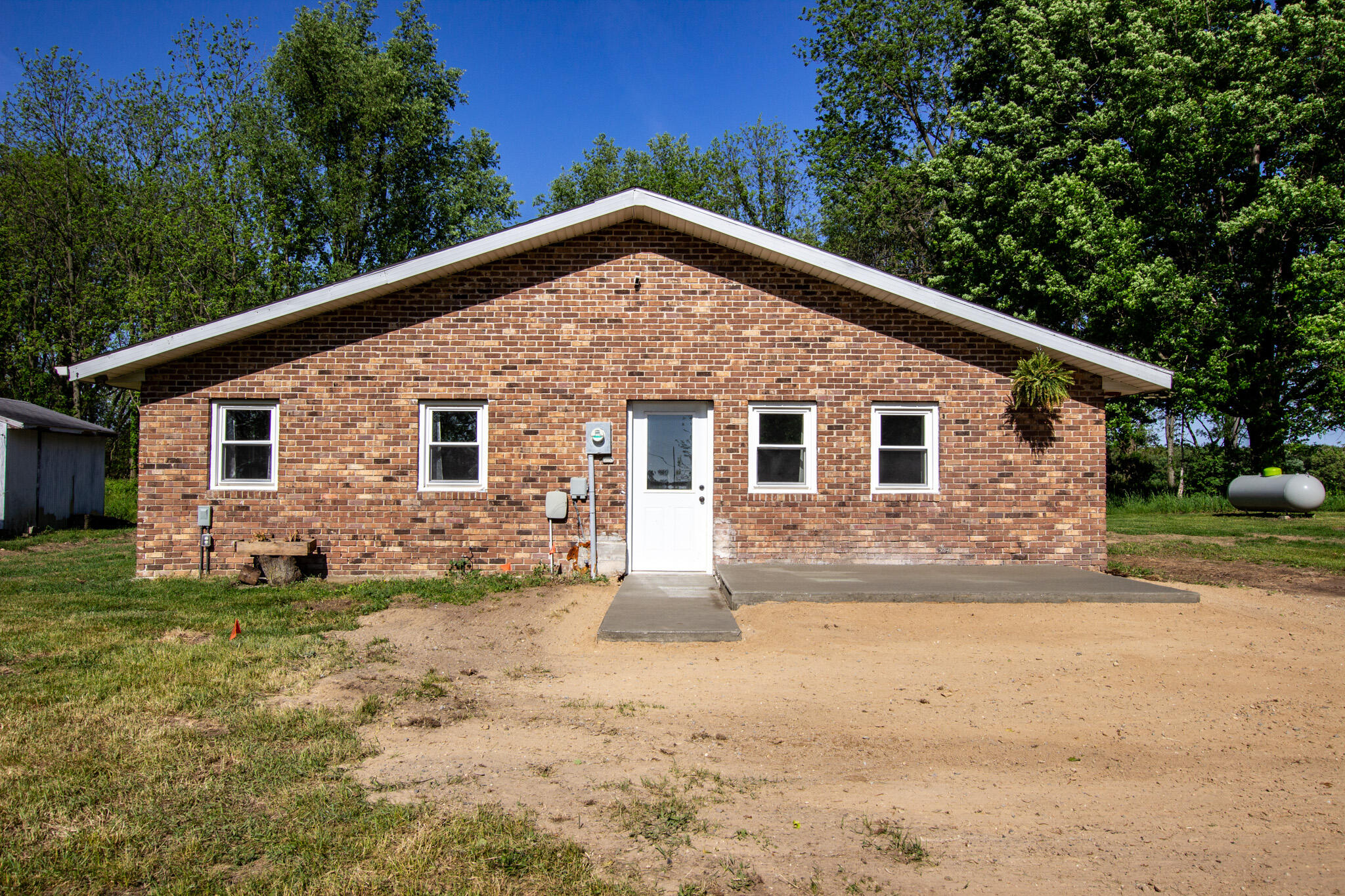 62322 Anderson Road Dowagiac, MI 49047 - Photo 2 of 18 IMG_8754