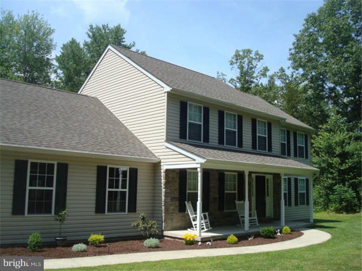 2210 Hendricks Road Pennsburg, PA 18073 - Photo 2 of 14