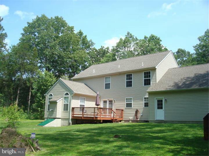 2210 Hendricks Road Pennsburg, PA 18073 - Photo 4 of 14