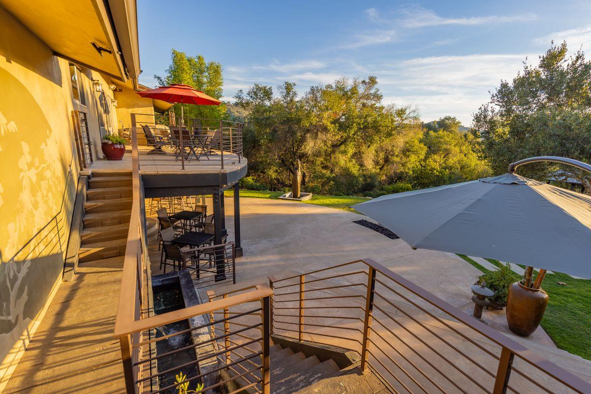 358 Sunset Court Oak View, CA 93022 - Photo 14 of 38