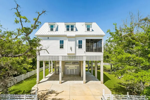 $990,000 | 1526 Dunbar Avenue, Bay St. Louis, MS 39520