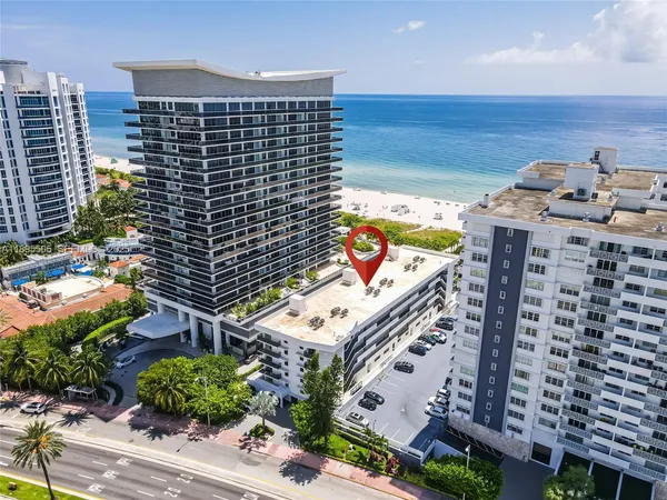 $4,700 | 5845 Collins Avenue, Unit 201, Miami Beach, FL 33140