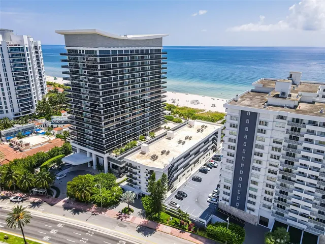 $5,000 | 5845 Collins Avenue, Unit 201, Miami Beach, FL 33140