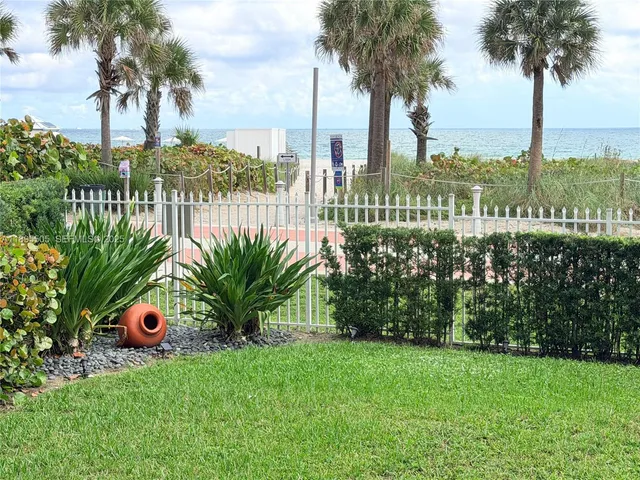 $5,000 | 5845 Collins Avenue, Unit 201, Miami Beach, FL 33140