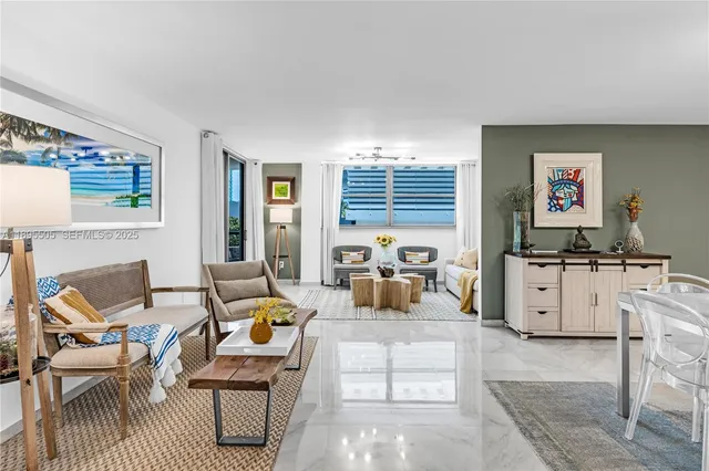 $5,000 | 5845 Collins Avenue, Unit 201, Miami Beach, FL 33140