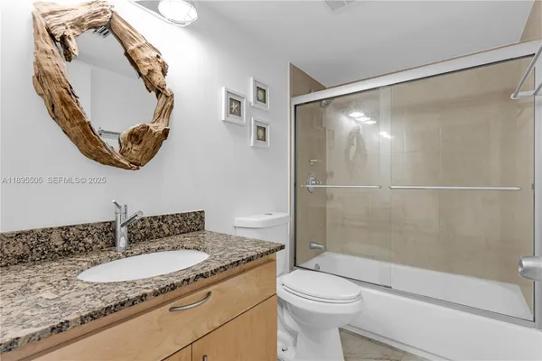 $4,700 | 5845 Collins Avenue, Unit 201, Miami Beach, FL 33140