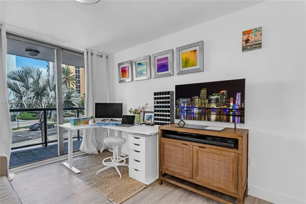 $4,700 | 5845 Collins Avenue, Unit 201, Miami Beach, FL 33140