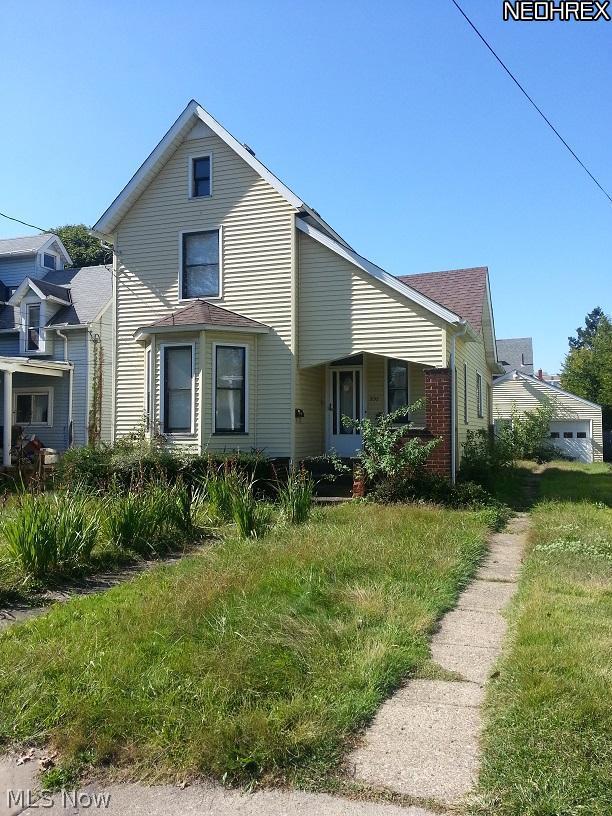 237 Smith Avenue Southwest Canton, OH 44706 - Photo 1 of 9
