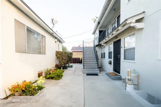 $1,225,000 | 7136 Stafford Avenue, Huntington Park, CA 90255