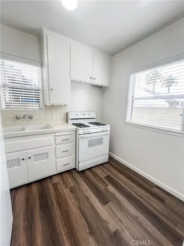 $1,225,000 | 7136 Stafford Avenue, Huntington Park, CA 90255