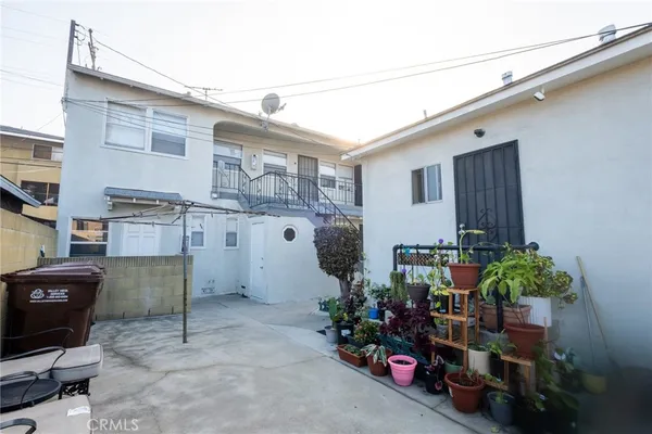 $1,100,000 | 7136 Stafford Avenue, Huntington Park, CA 90255