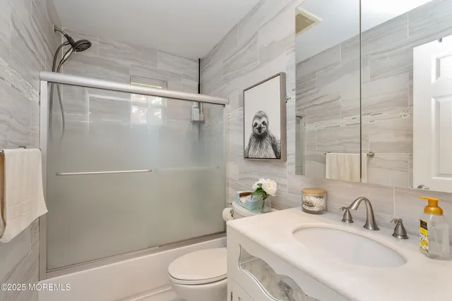 $3,700 | 121 Milton Avenue, Cliffwood, NJ 07721