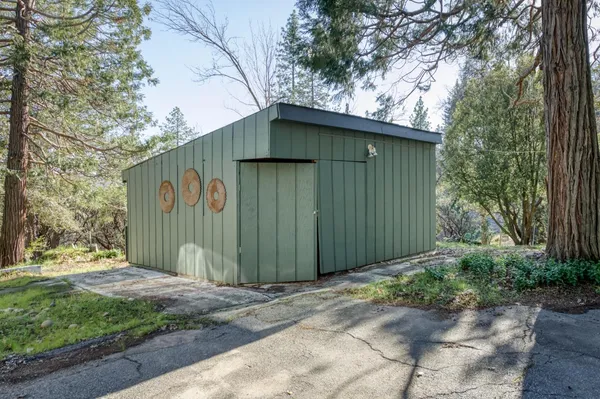 $399,000 | 36187 Sierra Linda Drive, Wishon, CA 93669