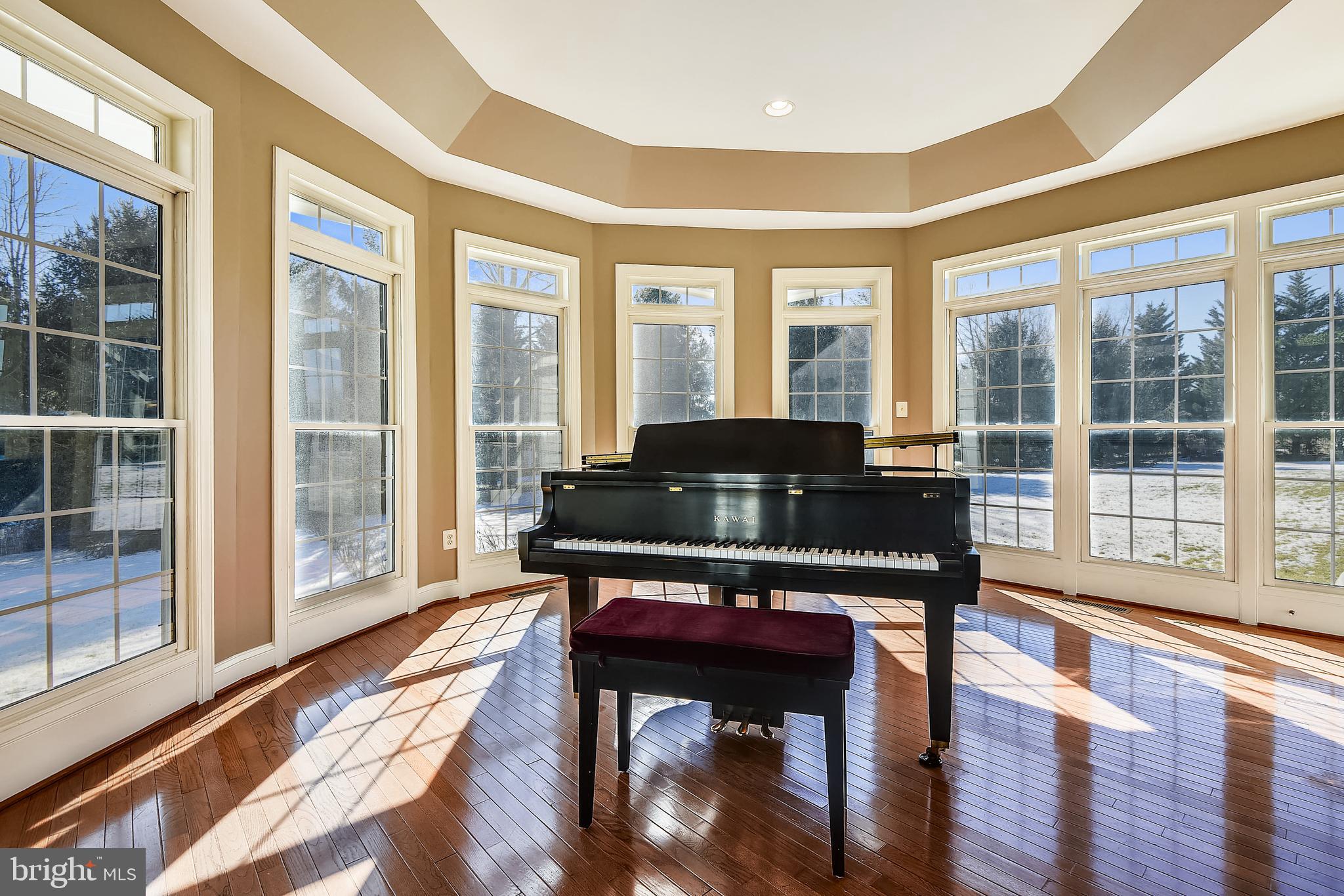 1408 Monforte Drive Davidsonville, MD 21035 - Photo 17 of 65 Sun-filled solarium