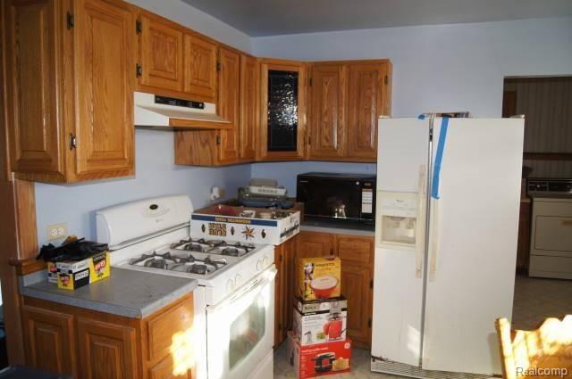 7043 West Frances Road Flushing, MI 48433 - Photo 11 of 32 DSC02622.JPG