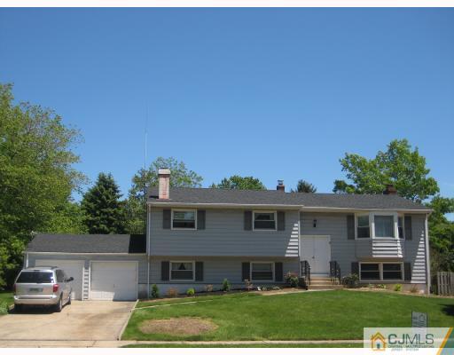 43 University Road East Brunswick, NJ 08816 - Photo 1 of 10 Gallery Image 1