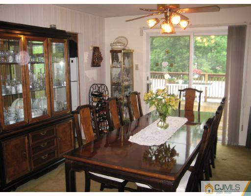 43 University Road East Brunswick, NJ 08816 - Photo 3 of 10 Gallery Image 3