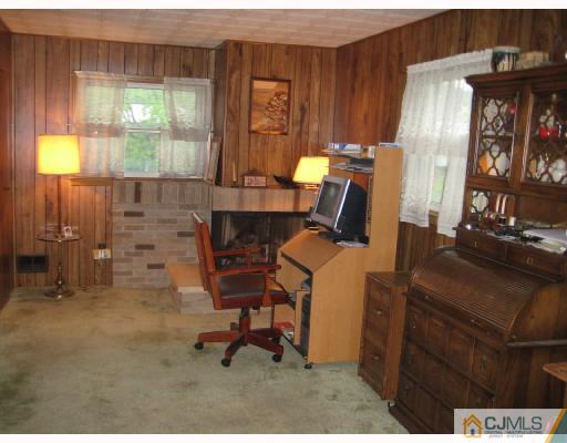43 University Road East Brunswick, NJ 08816 - Photo 7 of 10 Gallery Image 7