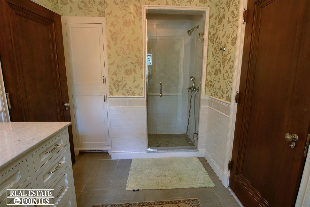 154 Cloverly Road Grosse Pointe Farms, MI 48236 - Photo 35 of 52