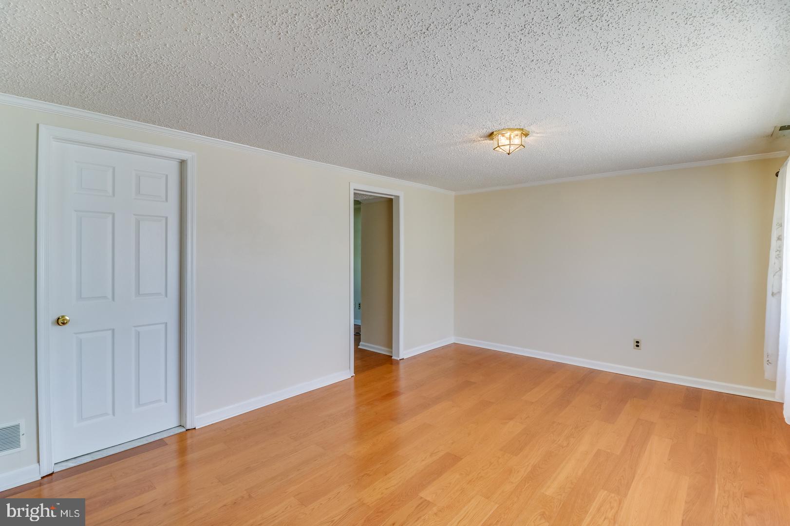 1202 Greentree Road Newark, DE 19713 - Photo 3 of 19