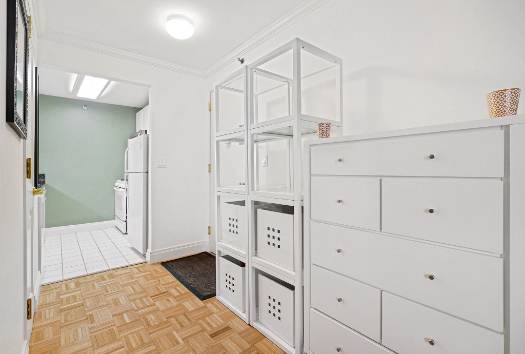 404 East 76th Street, Unit 5F Manhattan, NY 10021 - Photo 34 of 46