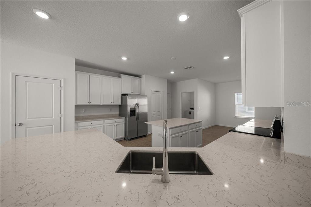 7930 Southwest 74th Loop Ocala, FL 34481 - Photo 15 of 60