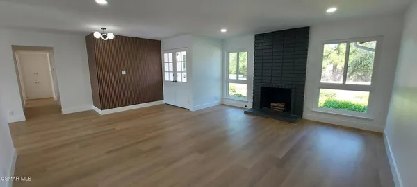 $1,275,000 | 22 Van Dyke Street, Thousand Oaks, CA 91360