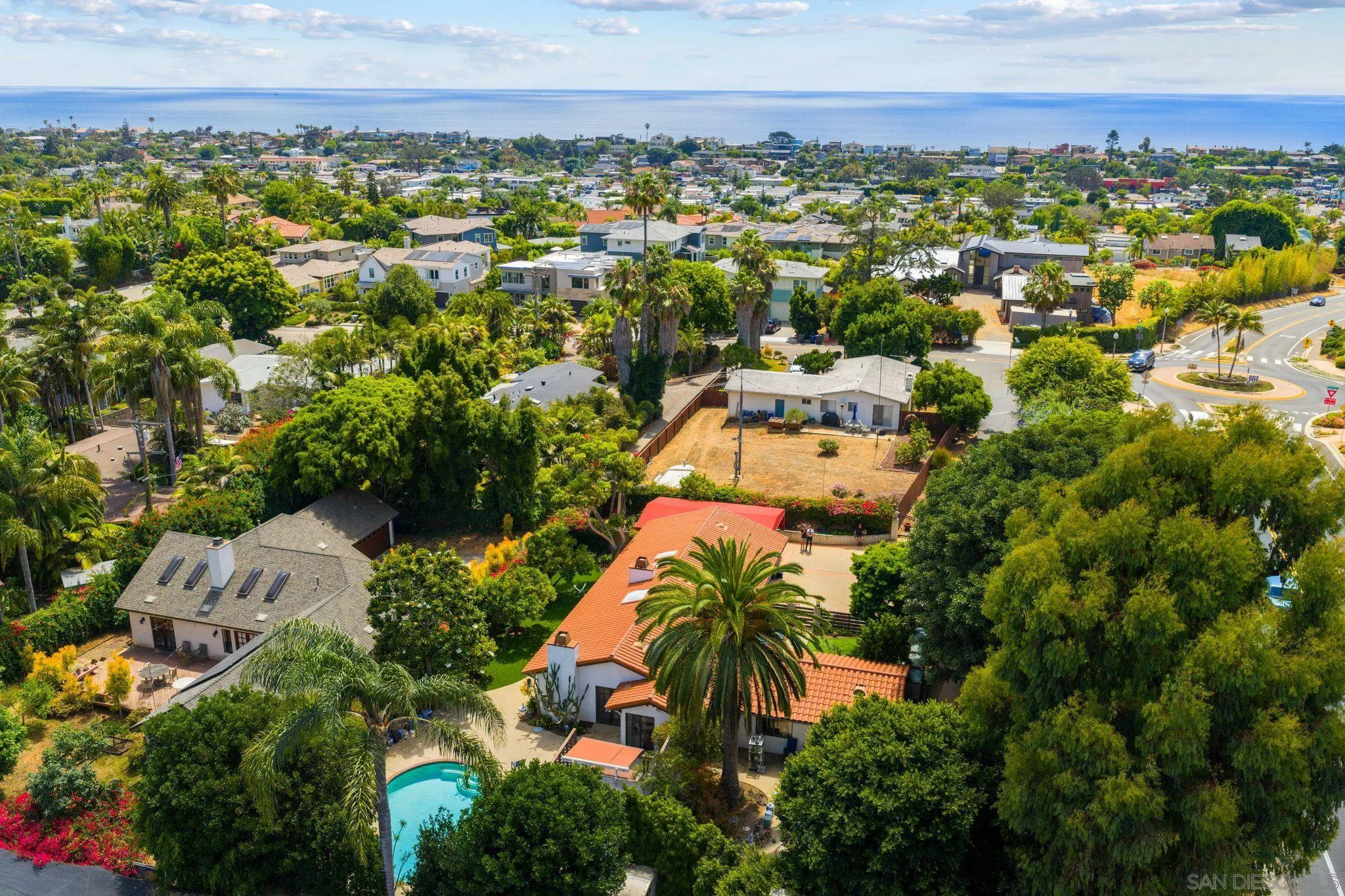 an aerial view of multiple house