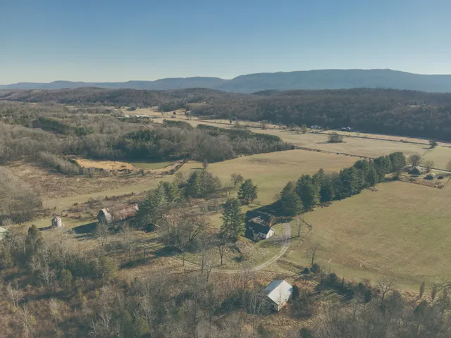 $6,500,000 | 3211 Old State Highway 28, Dunlap, TN 37327