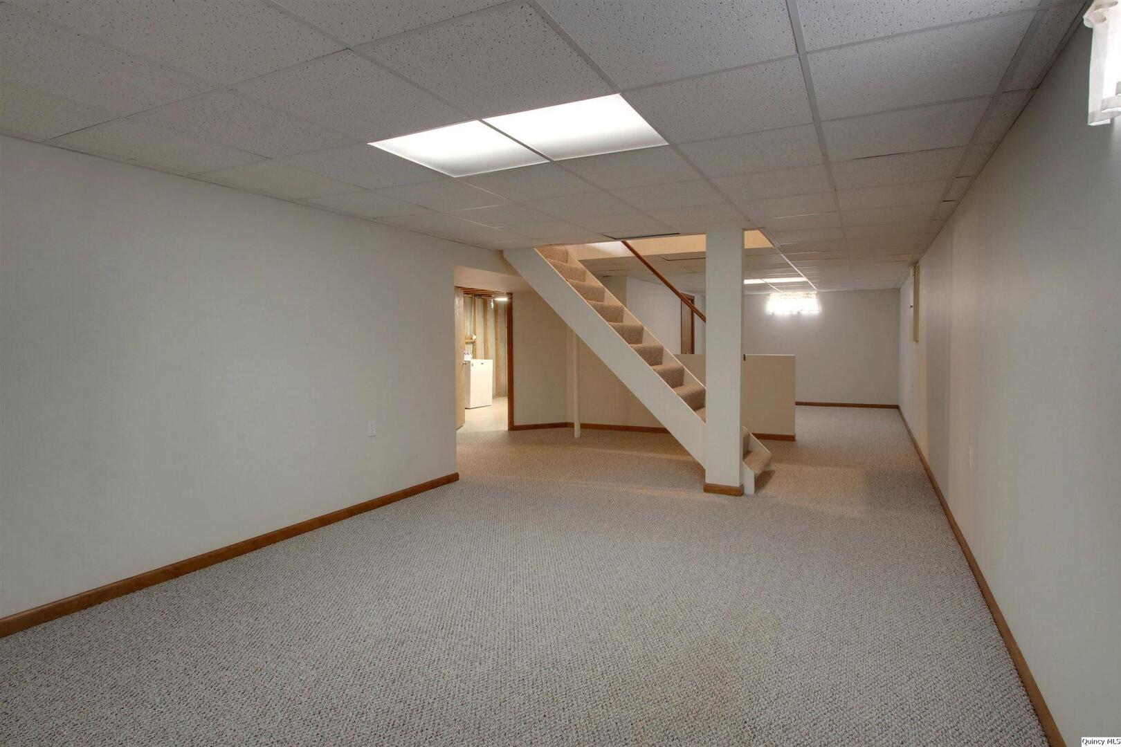 1217 Klondike Road Quincy, IL 62305 - Photo 19 of 28