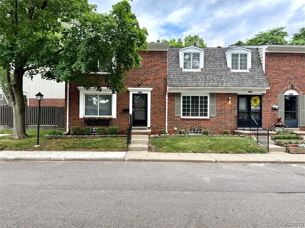 $259,000 | 2028 Wickham Street, Royal Oak, MI 48073