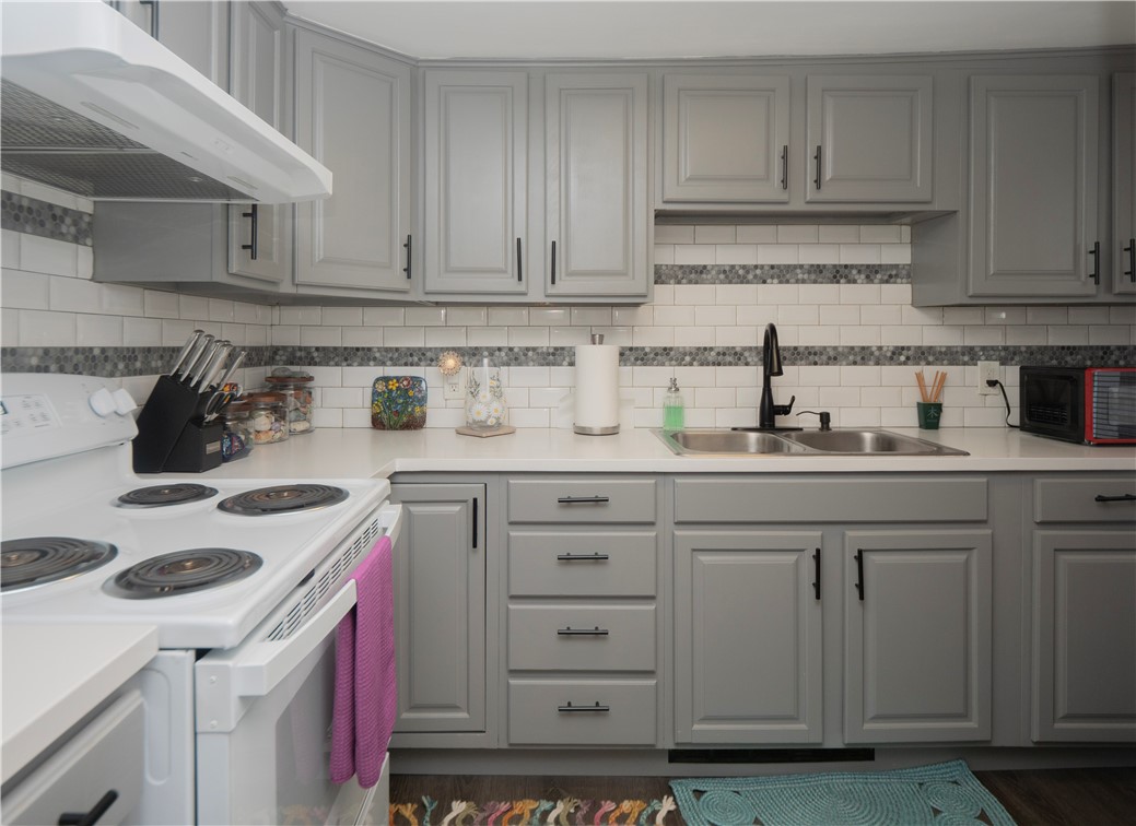 130 Spring Street Newport, RI 02840 - Photo 42 of 47