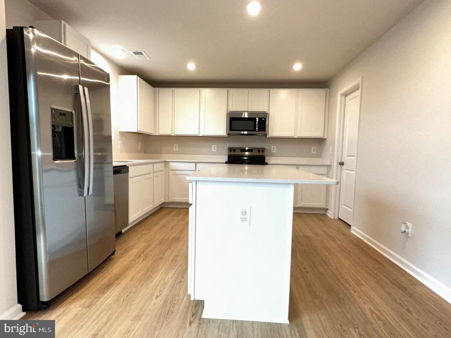 36 Patterson Road Charles Town, WV 25414 - Photo 4 of 25 Gourmet kitchen